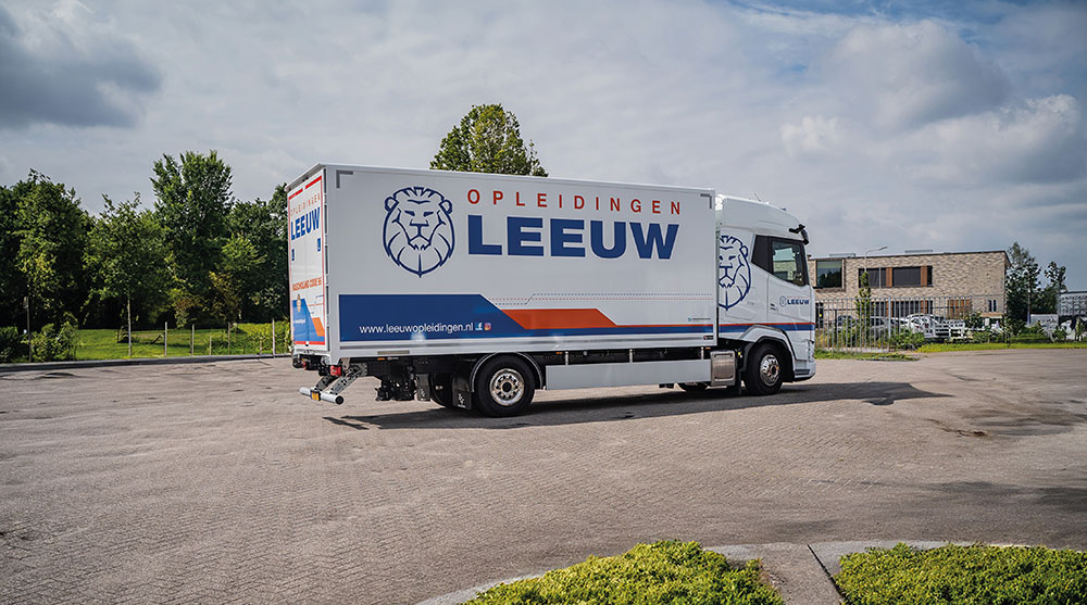 haal je vrachtwagenrijbewijs c-rijbewijs en start met een adviesles C rijbewijs